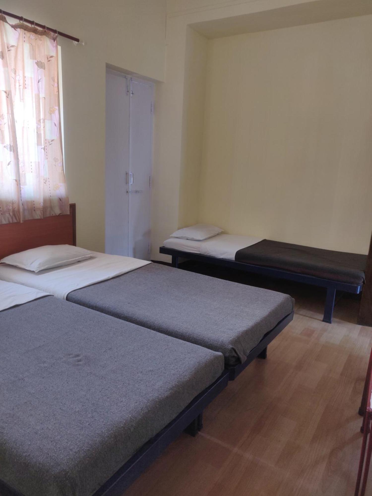 Hotel Parth Residency Kolhapur Eksteriør billede