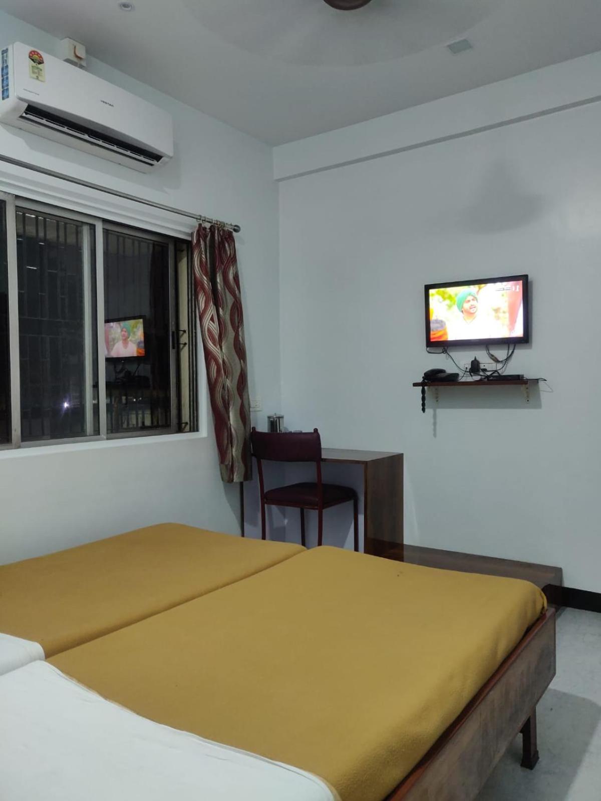 Hotel Parth Residency Kolhapur Eksteriør billede