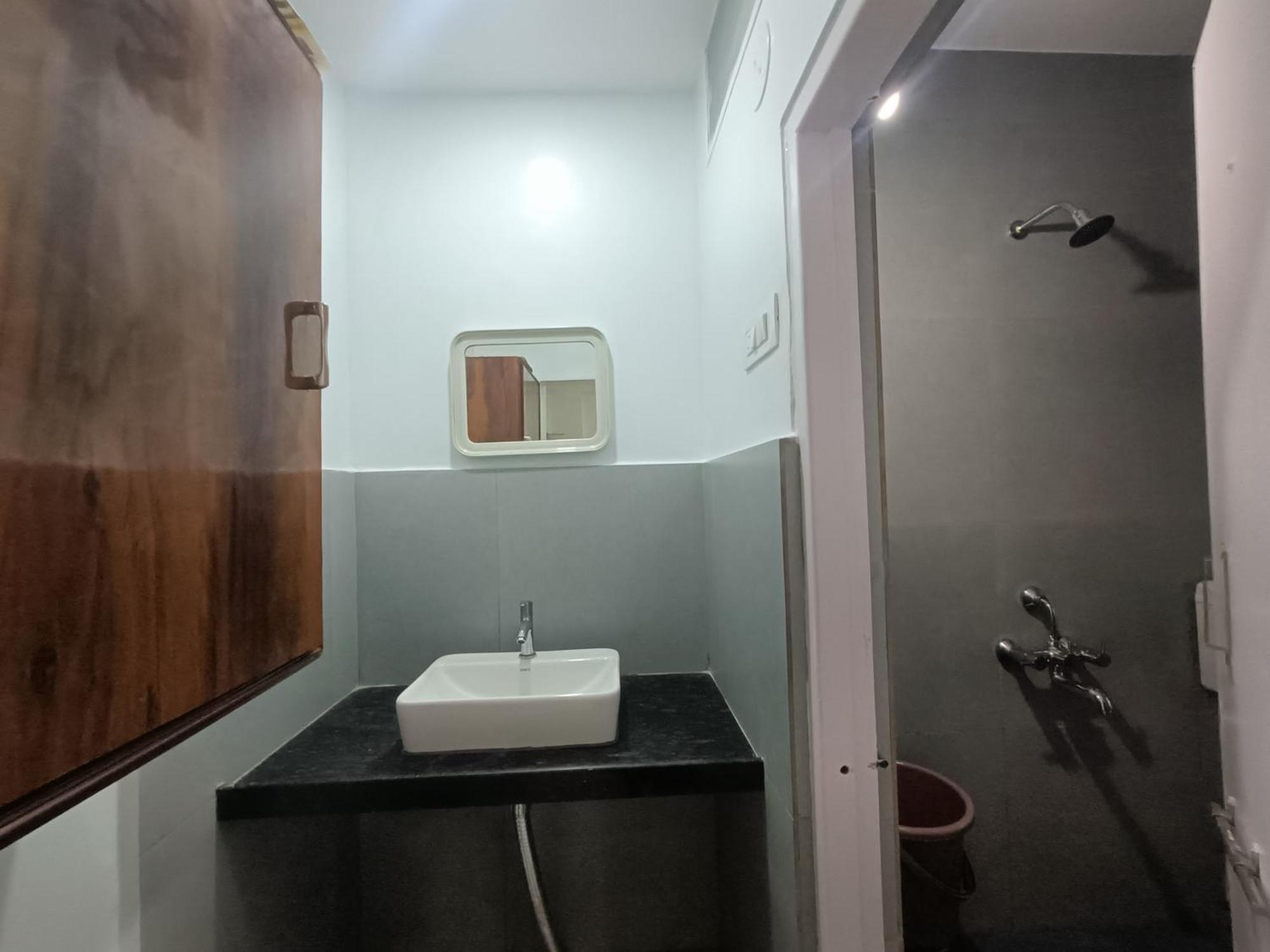Hotel Parth Residency Kolhapur Eksteriør billede