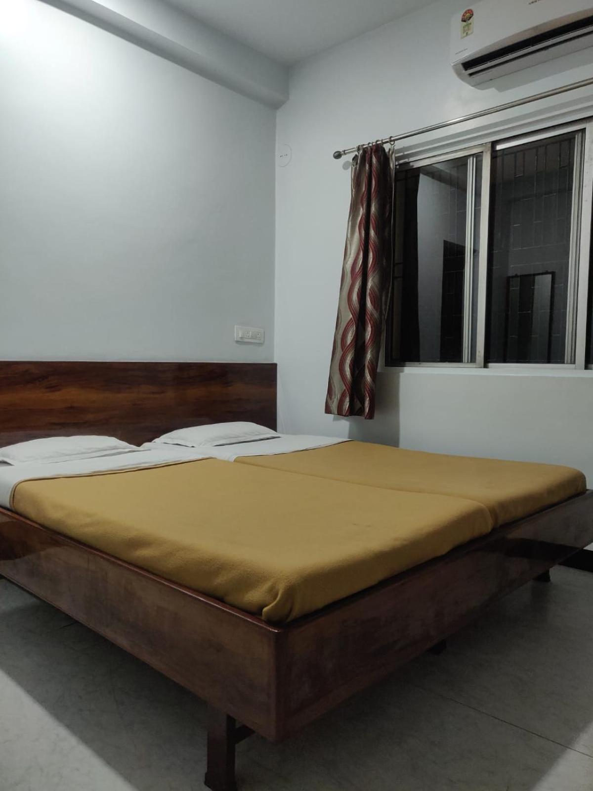Hotel Parth Residency Kolhapur Eksteriør billede